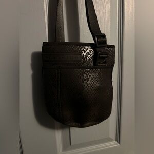 HydroJug Black Snakeskin sleeve